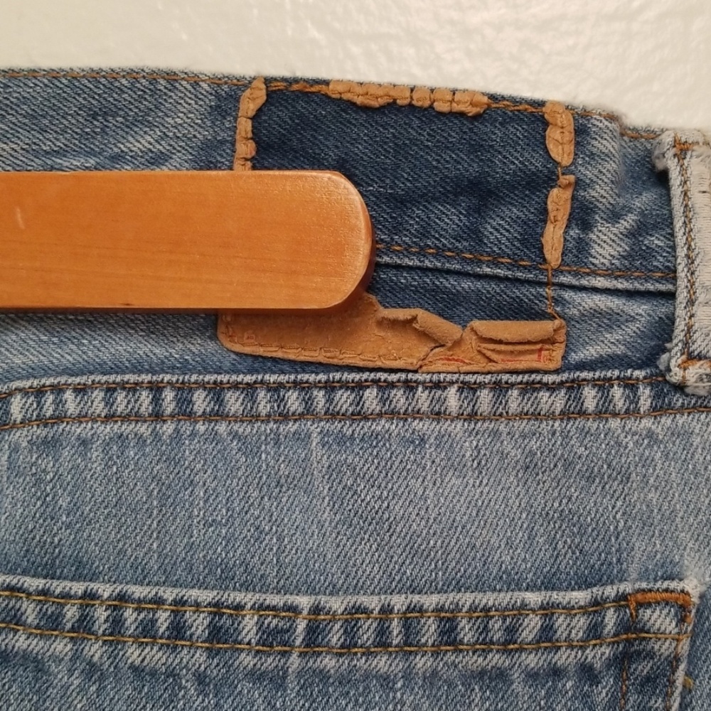 Levi's Jeans Distressed Faded Holes Sz 33/30 - Picture 7 of 8